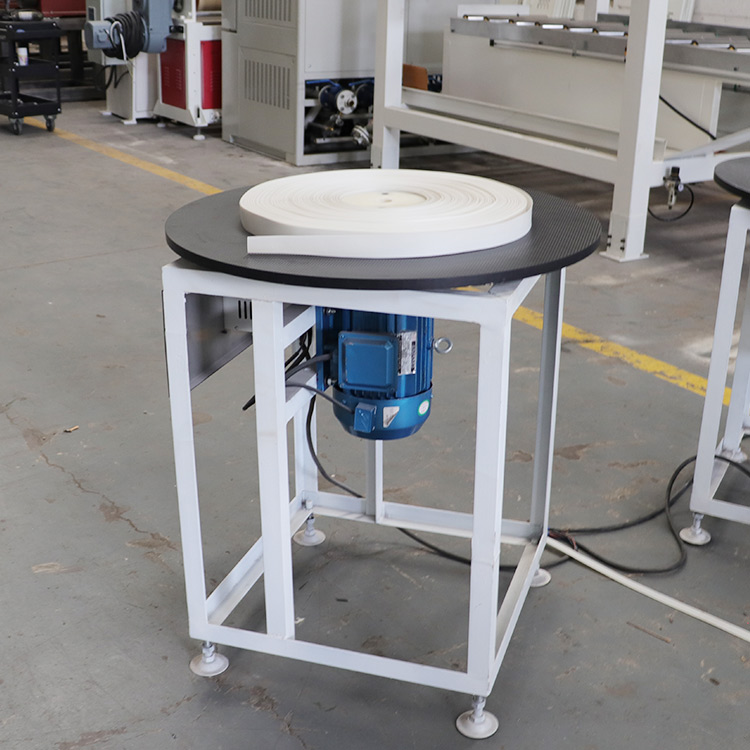 Çift Vidalı PVC Kenar Bandı Ekstrüzyon Makinesi