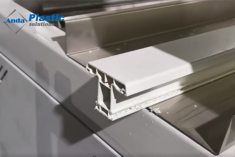 UPVC Kapı Ve Pencere Profili Ekstrüzyon Makinesi